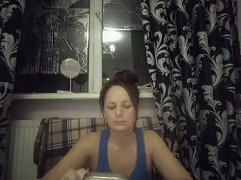 LindaStarS online show from 02/20/25, 05:51