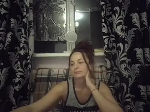 LindaStarS online show from 03/17/25, 05:38