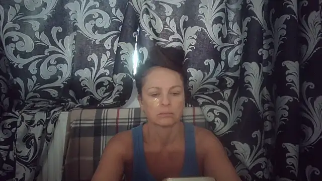 LindaStarS online show from 09/29/25, 05:12