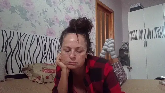 LindaStarS online show from 10/11/25, 06:12