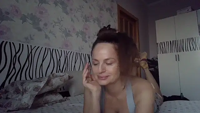 LindaStarS online show from 03/13/26, 04:02