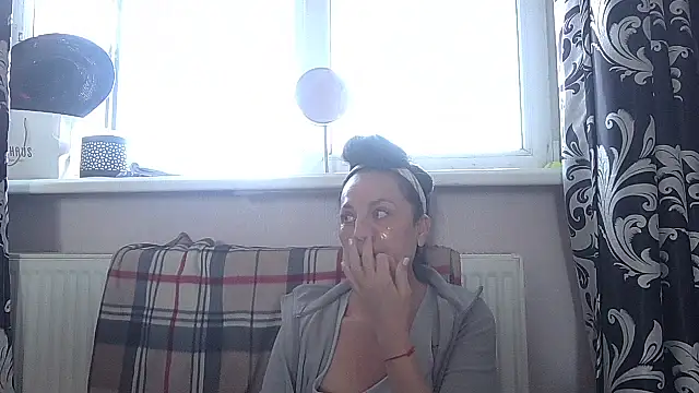 LindaStarS online show from 04/27/26, 05:16