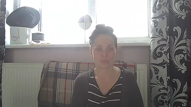 LindaStarS online show from 05/02/26, 06:40