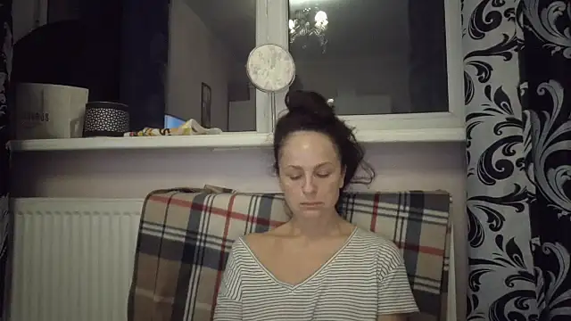 LindaStarS online show from 05/10/26, 06:02
