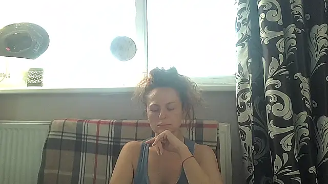 LindaStarS online show from 06/10/26, 04:28