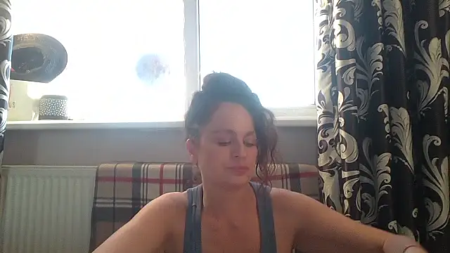 LindaStarS online show from 06/13/26, 05:11