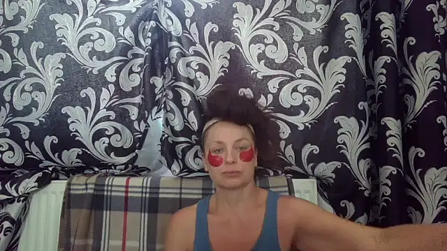 LindaStarS online show from 06/22/26, 05:37