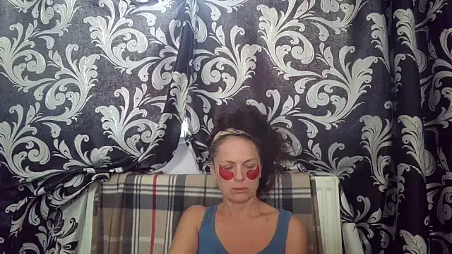 LindaStarS online show from 06/25/26, 05:12