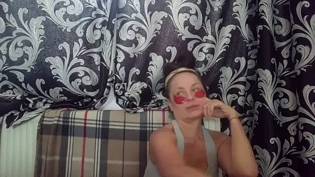 LindaStarS online show from 06/28/26, 05:24