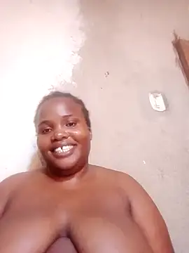 Snapshot of sexybigboobz chatting on 02/19/25, 10:23 sexybigboobz online show from 02/19/25, 10:23