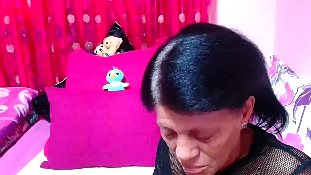 SLUTTYROXY online show from 10/09/25, 06:00