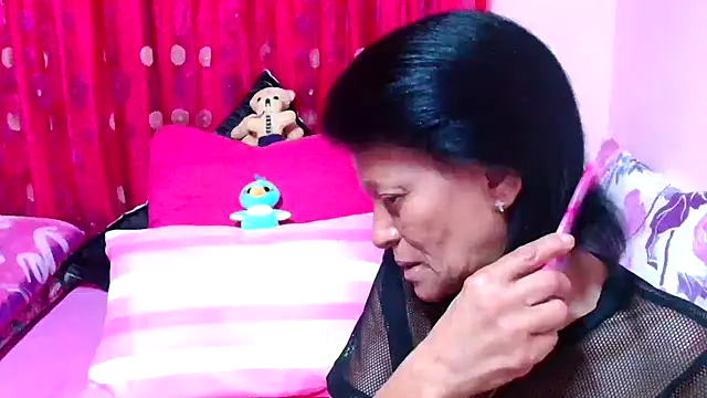 SLUTTYROXY online show from 10/29/25, 06:53