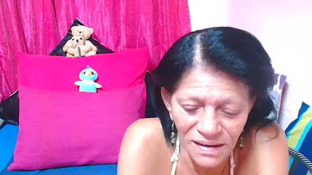 SLUTTYROXY online show from 12/17/25, 06:47