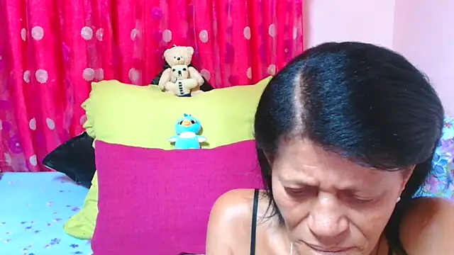 SLUTTYROXY online show from 02/25/26, 07:45