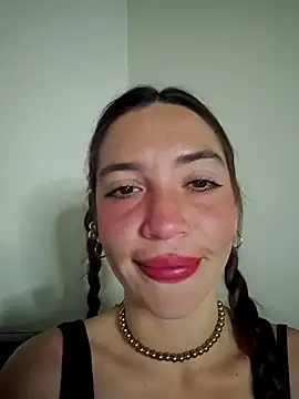 loveuu-bae online show from 12/04/25, 01:15