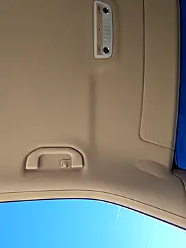 Snapshot of UncutHammer69 chatting on 12/19/25, 06:37 UncutHammer69 online show from 12/19/25, 06:37