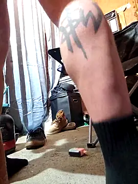 Snapshot of UncutHammer69 chatting on 02/03/26, 03:48 UncutHammer69 online show from 02/03/26, 03:48