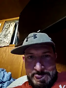 Snapshot of UncutHammer69 chatting on 03/01/26, 03:30 UncutHammer69 online show from 03/01/26, 03:30