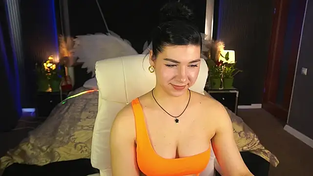 Snapshot of EmilyCandyy chatting on 05/08/26, 06:19 EmilyCandyy online show from 05/08/26, 06:19