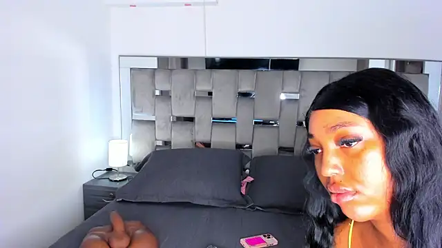 Cammiila online show from 09/26/25, 10:52