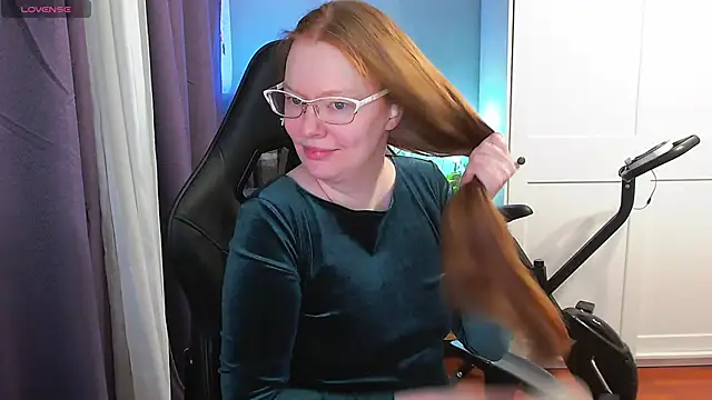 Snapshot of Lady_Inari chatting on 02/17/26, 03:25 Lady Inari online show from 02/17/26, 03:25