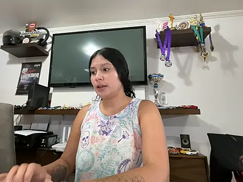 kinky milaxh online show from 03/04/26, 01:11