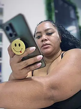 yanza2002 online show from 12/05/24, 10:34