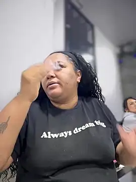 yanza2002 online show from 01/09/25, 10:52