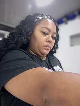 yanza2002 online show from 02/07/25, 11:34