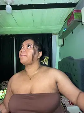 yanza2002 online show from 09/27/25, 11:10