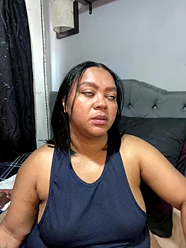 yanza2002 online show from 11/23/25, 07:57