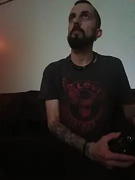 Snapshot of DespisedStallion chatting on 10/09/25, 04:43 DespisedStallion online show from 10/09/25, 04:43