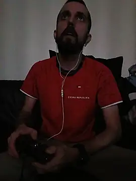 Snapshot of DespisedStallion chatting on 10/20/25, 06:58 DespisedStallion online show from 10/20/25, 06:58