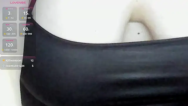 Black Black Rose online show from 02/17/25, 02:53