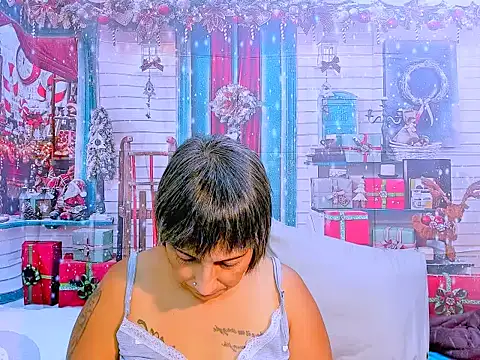 indianroxy online show from 12/14/25, 09:25