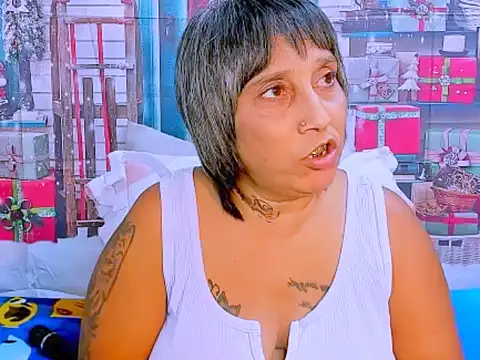 indianroxy online show from 12/19/25, 04:36