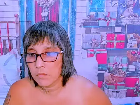 indianroxy online show from 12/21/25, 03:41