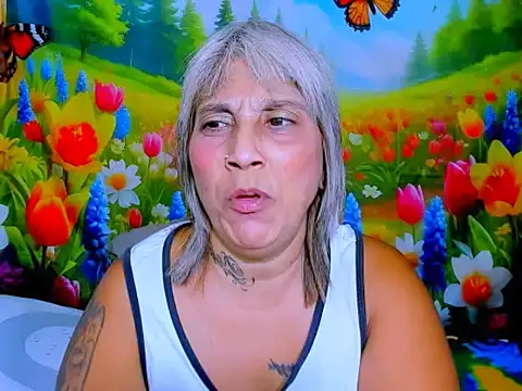 indianroxy online show from 06/17/26, 07:48