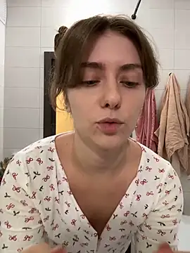 MariiD online show from 01/03/25, 03:12