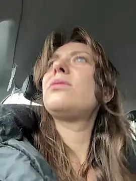 MariiD online show from 03/02/25, 07:21