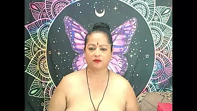 Snapshot of matureindian chatting on 02/13/25, 05:26 matureindian online show from 02/13/25, 05:26