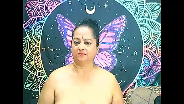 Snapshot of matureindian chatting on 03/06/25, 12:32 matureindian online show from 03/06/25, 12:32