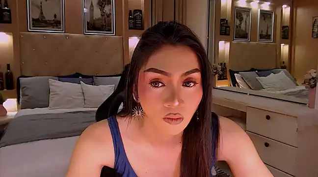 Snapshot of YOUR_DREAMWIFE chatting on 03/21/25, 05:34 YOUR DREAMWIFE online show from 03/21/25, 05:34