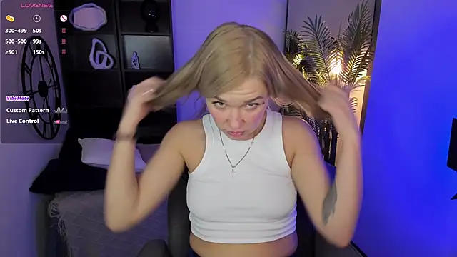 BellaDreamy online show from 12/02/25, 05:19