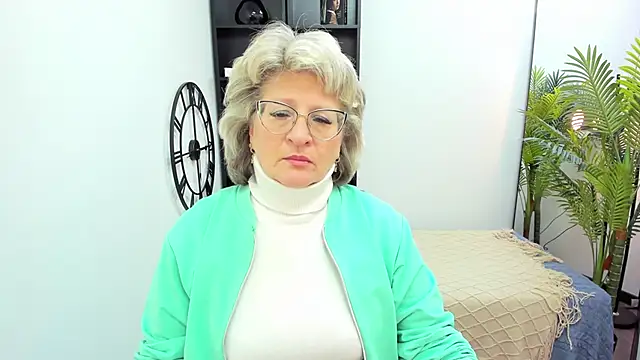 EvelynJoyful online show from 01/13/26, 05:24