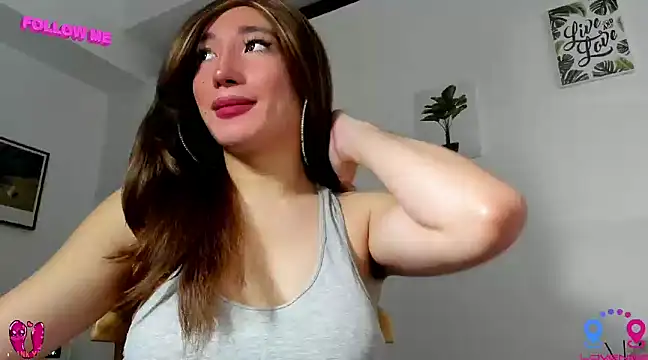 Snapshot of hottycrishina chatting on 12/21/24, 06:02 hottycrishina online show from 12/21/24, 06:02