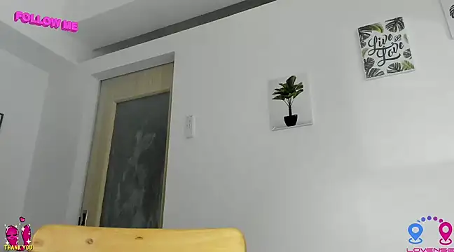 hottycrishina online show from 01/13/25, 09:19