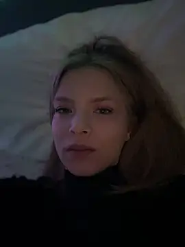 Snapshot of AnastasiaAniess chatting on 01/01/25, 01:58 AnastasiaAniess online show from 01/01/25, 01:58