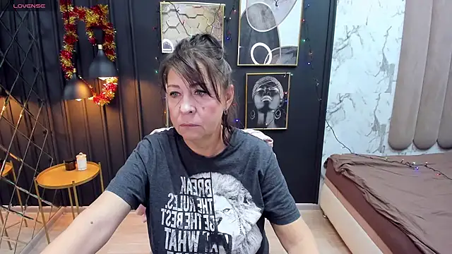 LindaPassionate online show from 01/10/25, 05:26