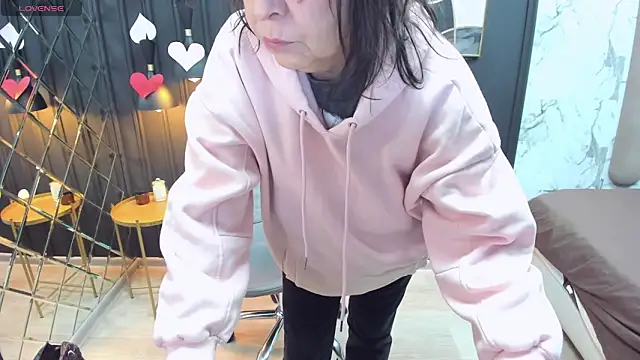 LindaPassionate online show from 02/19/25, 05:27